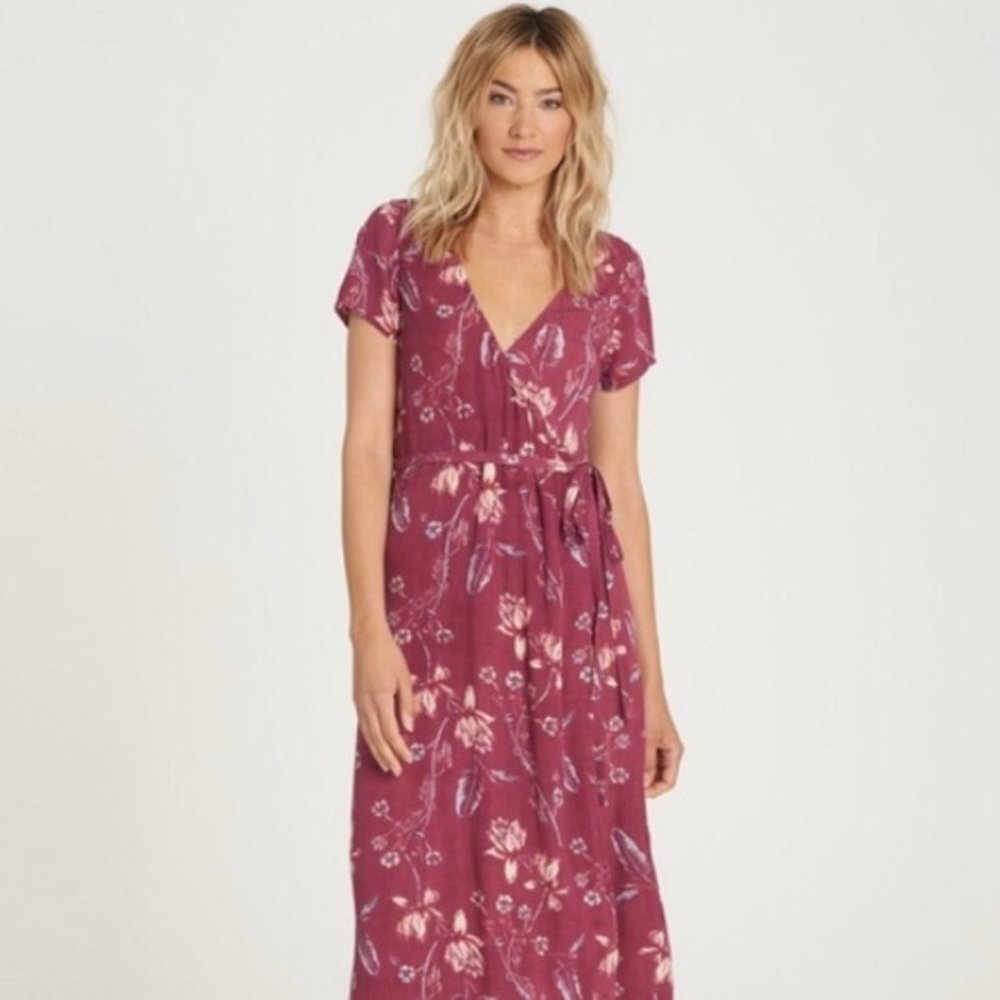 Billabong Red Floral Wrap Dress Large